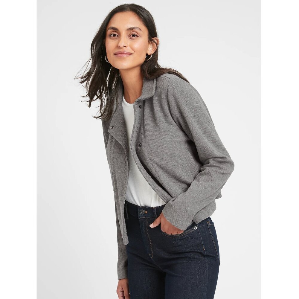 BANANA REPUBLIC Women's Size Small Grey Cropped Twill Knit Jacket Boxy Workwear